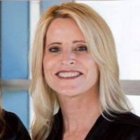 Signos Employee Karen Morris's profile photo