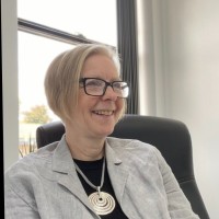 Emma Jaques Email