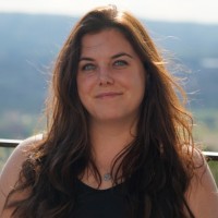 Manon Kovács Email & Phone Number