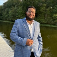 Davis & Green Employee Luis Hamburger's profile photo