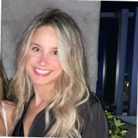 Greyson Clothiers Employee Jillian Curran's profile photo