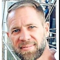 Conrad van Vuuren Email