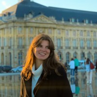Hub-Grade Employee Adèle Krolak-Salmon's profile photo