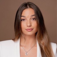 Lucky In Love Employee Masha Yakhkind's profile photo