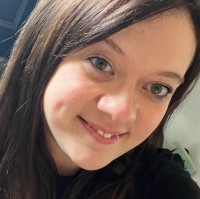 Color Street Employee April Schultz's profile photo