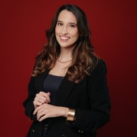 Camila MacHado Email