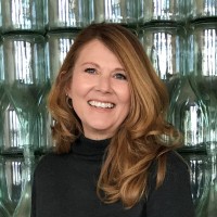 Arrieda Employee Becky Paregien's profile photo