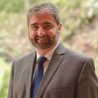 Roberto Ardón Quiñonez Email