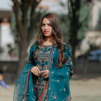 Meta Employee Anum Rasheed's profile photo