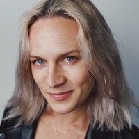 Redwood Literacy Employee Jillian Pflederer's profile photo