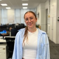 Olivia Bloom Email