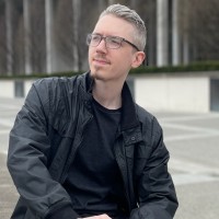 Robert Blundell Email & Phone Number