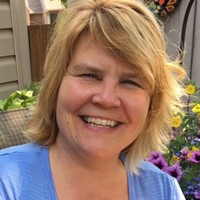 Dorothy Lane Market Employee Melissa DeHart's profile photo