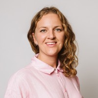 Emma Kaipak Email