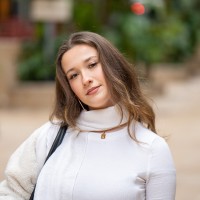 Remote Leverage Employee Aline Ghedin's profile photo