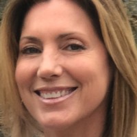 Solomon Brothers Jewelry Employee Shelley Creagh's profile photo