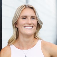 SpineZone Employee Stephanie Watson's profile photo