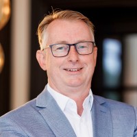 Mark van Den Burg Email