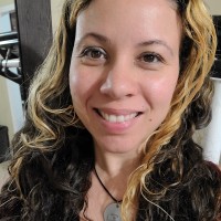 Angie Villacampa Email