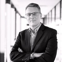 Vincent Buschel Email