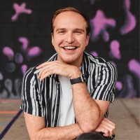 989 Creative Group Employee Cameron Stefanski's profile photo