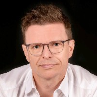 Dirk Lang Email