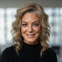Sara Kemperman Email