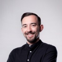 Piotr Lis Email