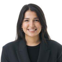 Sinem Karakaya Email