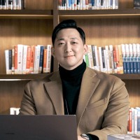 Alex Chung Email & Phone Number