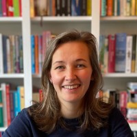Maartje van Middelaar Email