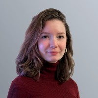 Fernanda Quadros Email