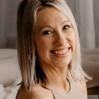 Kristen Papa Email & Phone Number
