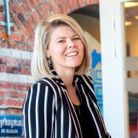 Catrine Lundsgård Email