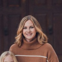 Eileen Johnson Email & Phone Number