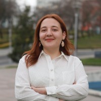Ece Eren Email