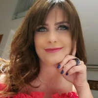 Luciana Zukauskas Email