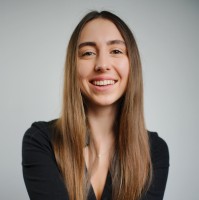 Veronika Romanko Email