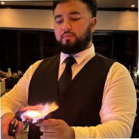Red Phone Booth Employee Gerardo Patino's profile photo