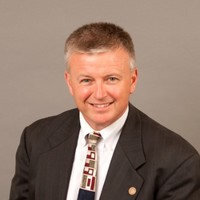 Robert Holmes's profile photo