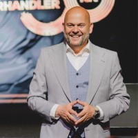 Tomasz Wegner Email