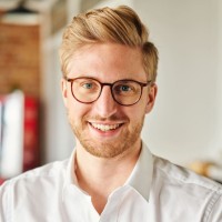 Lukas Grosch Email
