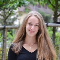 Celine Riesterer Email