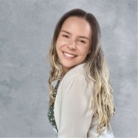 Franco-American Centre Employee Chloe Rich's profile photo