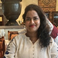 E-mail e número de telefone de Anushree Deshpande