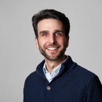 Ateş Sunal Email