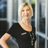 Leslie Hanson Email & Phone Number