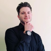Paulius Kalvers Email