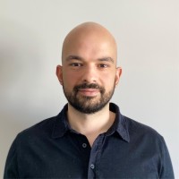 Sedat Özzehir Email