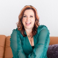 Stephanie Veraghen Email & Phone Number